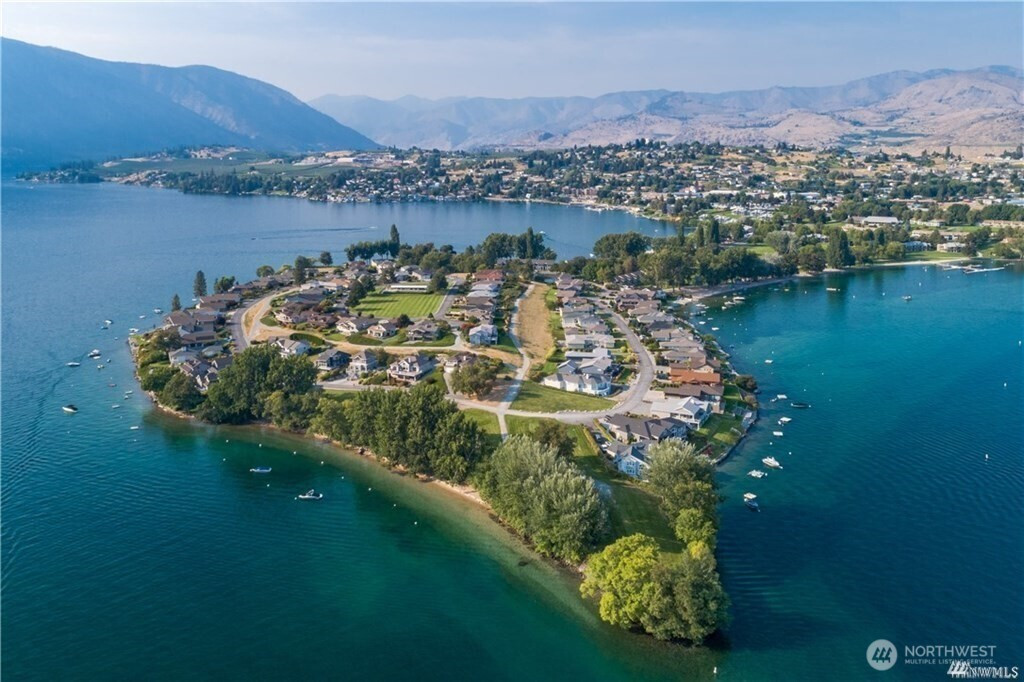 1 Beach 549-N, Manson, WA 98831