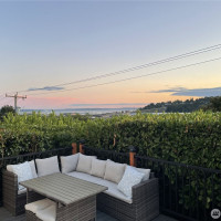 2220 14th Avenue W, Seattle, WA 98119