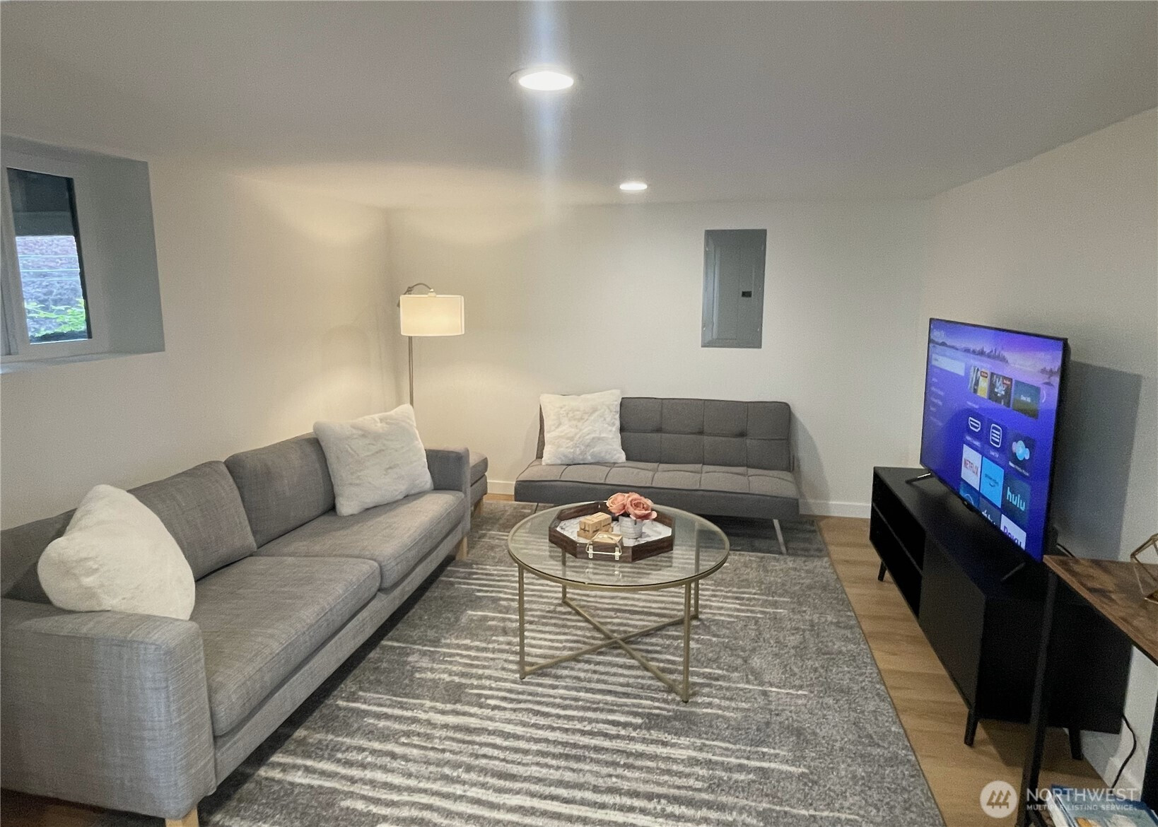 2220 14th Avenue W, Seattle, WA 98119