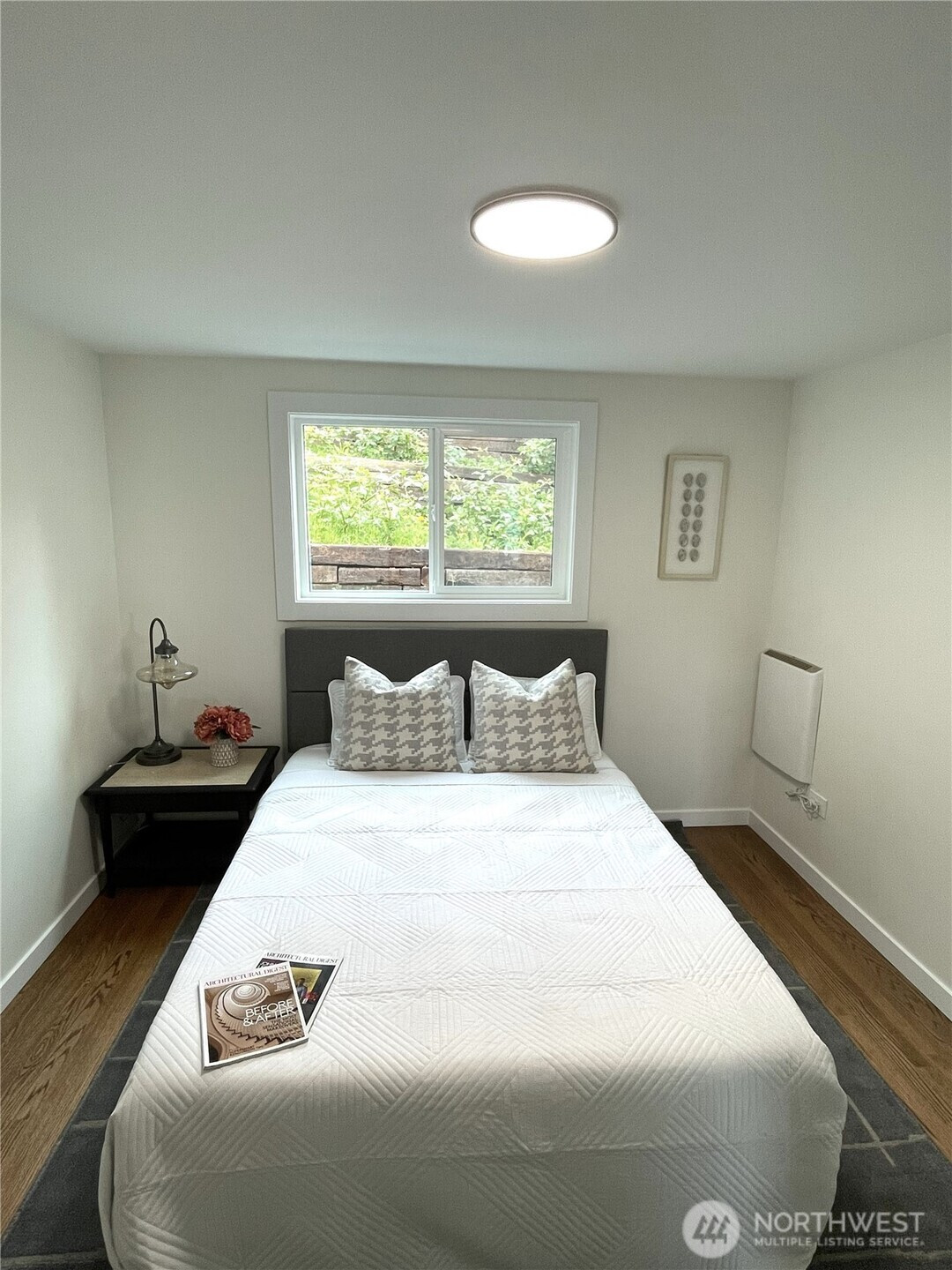 2220 14th Avenue W, Seattle, WA 98119