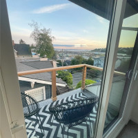 2220 14th Avenue W, Seattle, WA 98119