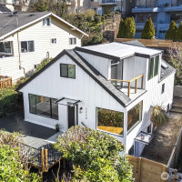 2220 14th Avenue W, Seattle, WA 98119