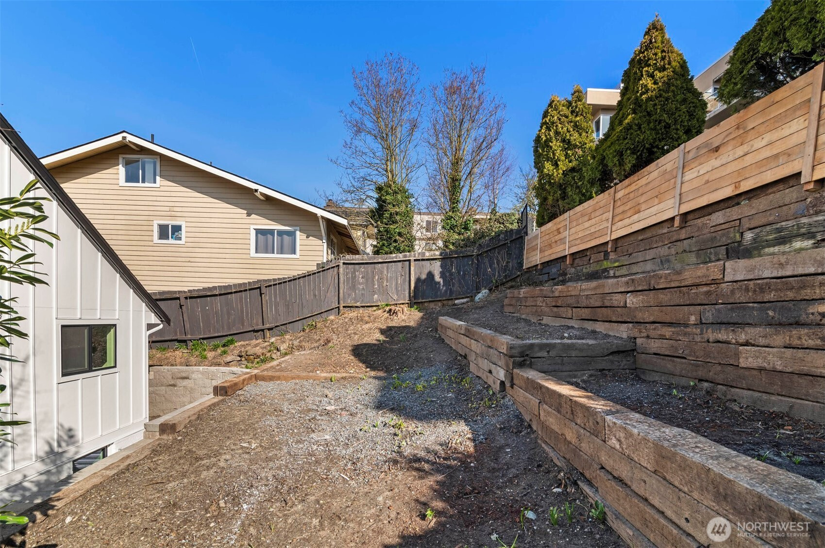 2220 14th Avenue W, Seattle, WA 98119