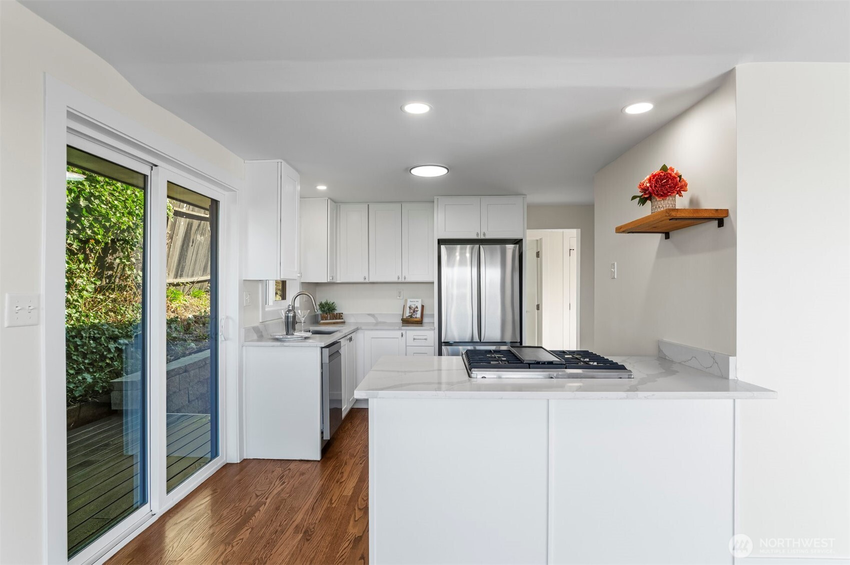 2220 14th Avenue W, Seattle, WA 98119