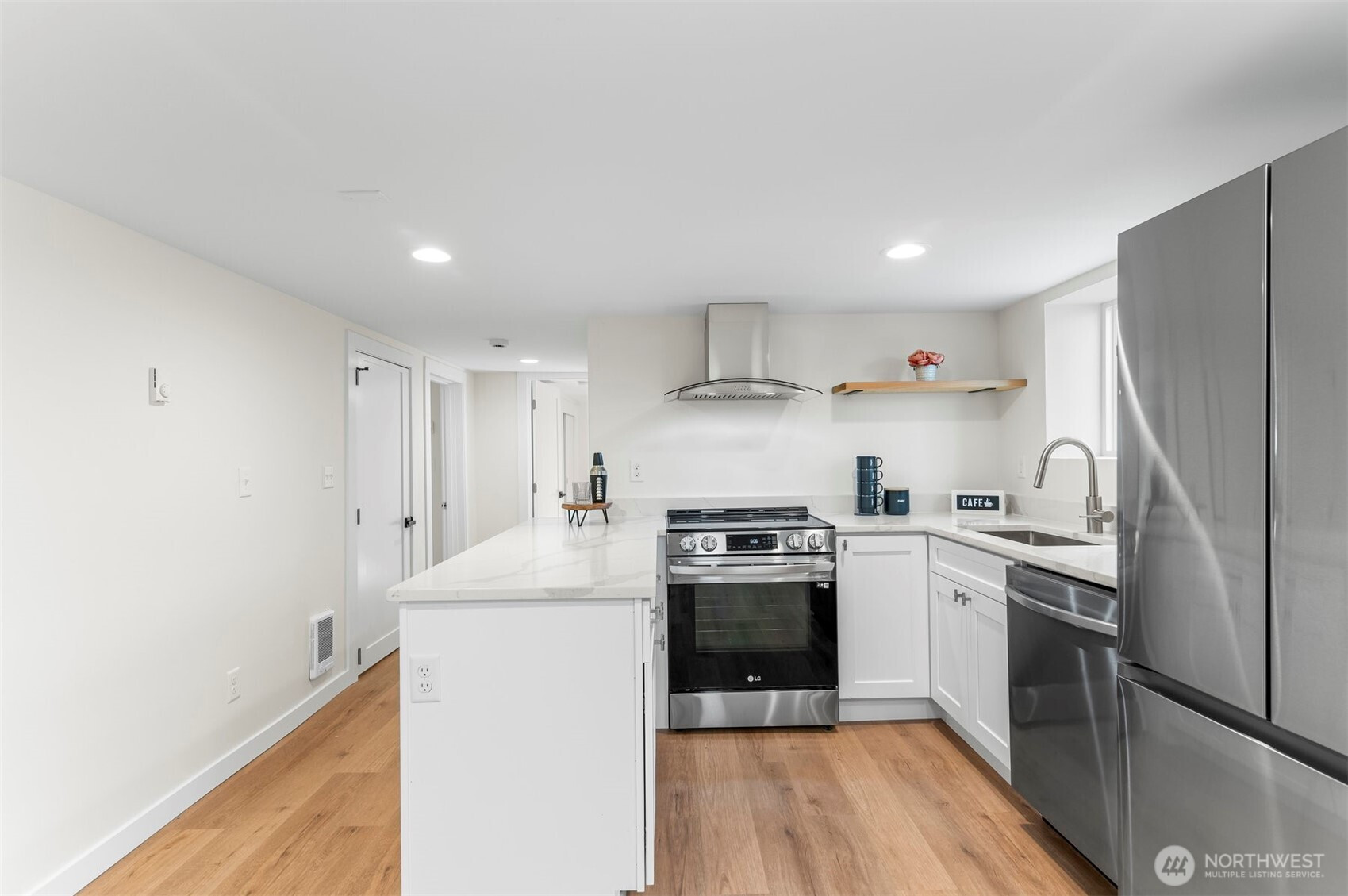 2220 14th Avenue W, Seattle, WA 98119