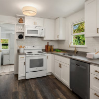 11346 Bartlett Avenue NE, Seattle, WA 98125