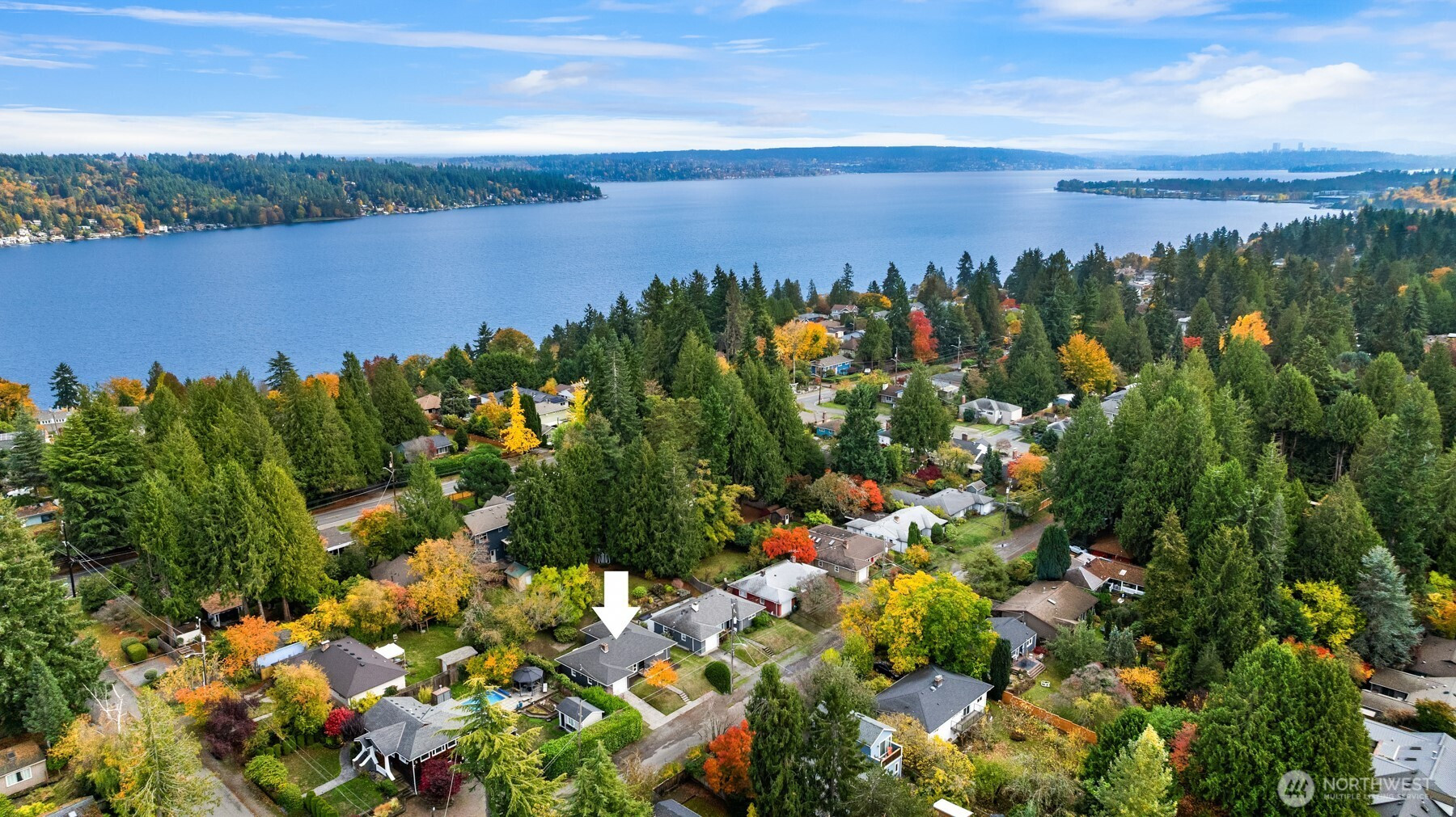 11346 Bartlett Avenue NE, Seattle, WA 98125