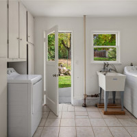 11346 Bartlett Avenue NE, Seattle, WA 98125