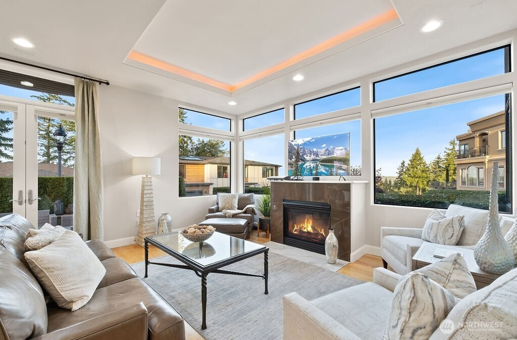 7404 117th Place SE, Newcastle, WA 98056