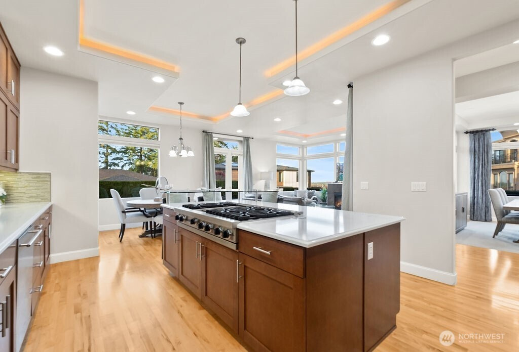 7404 117th Place SE, Newcastle, WA 98056