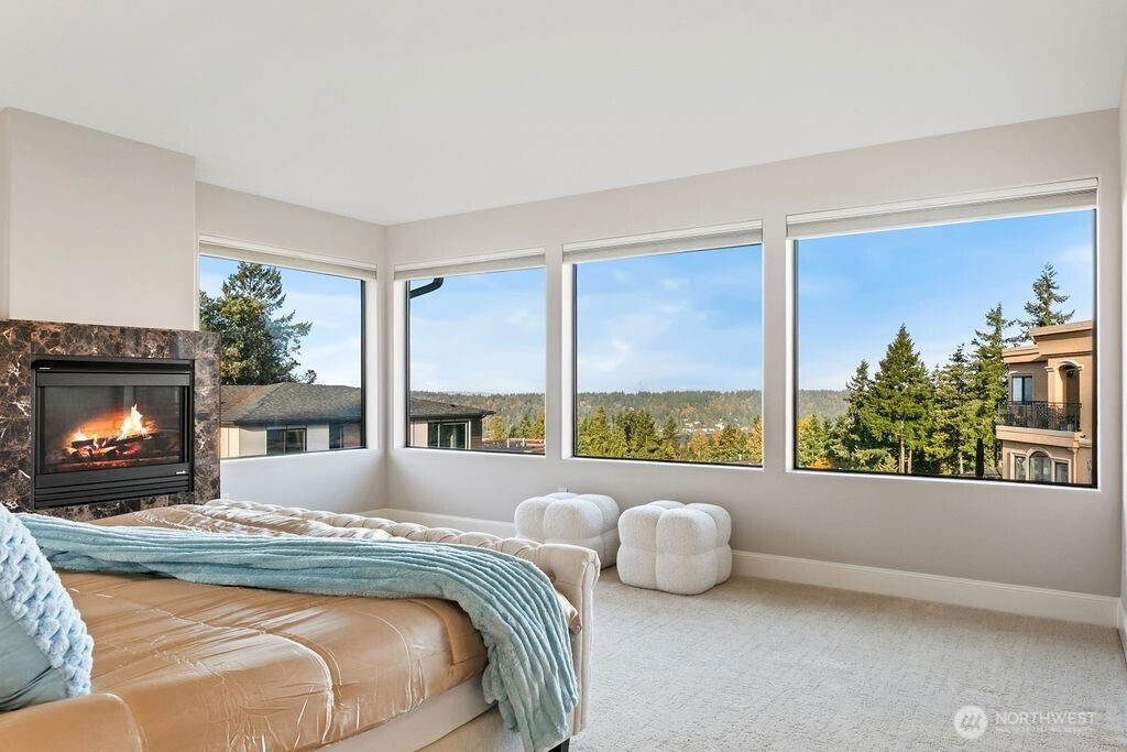 7404 117th Place SE, Newcastle, WA 98056