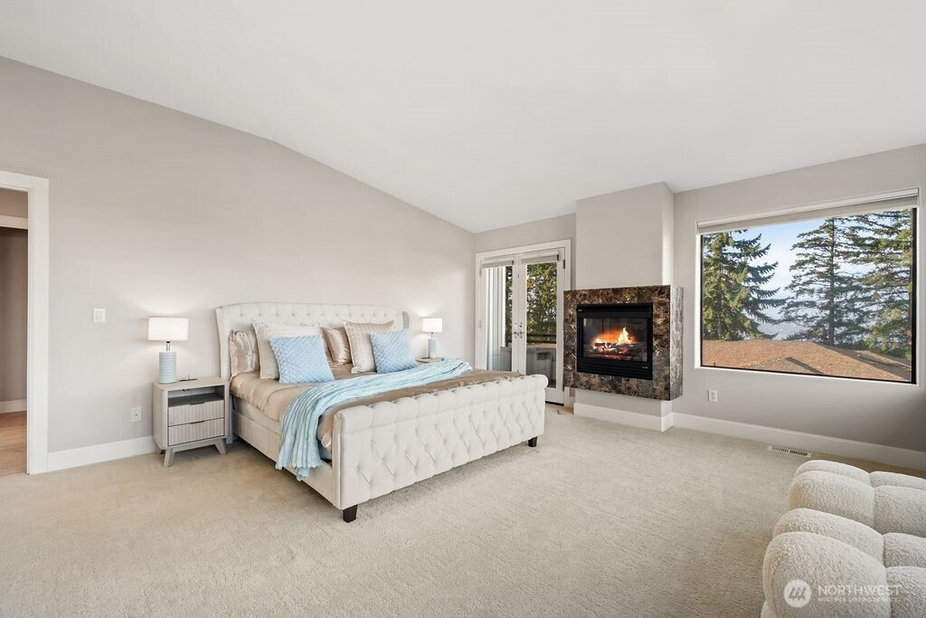 7404 117th Place SE, Newcastle, WA 98056