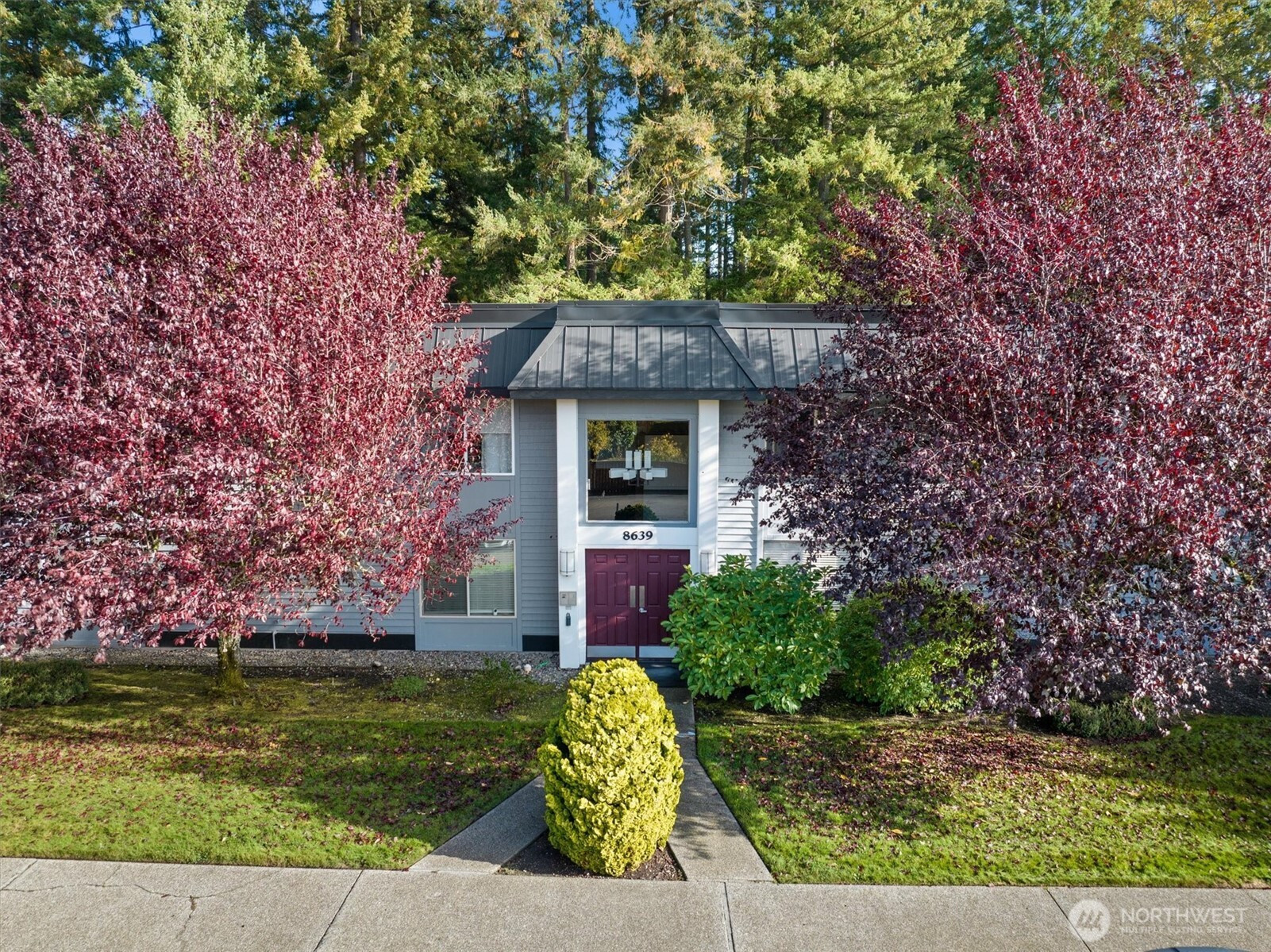 8639 Zircon Drive SW, Lakewood, WA 98498