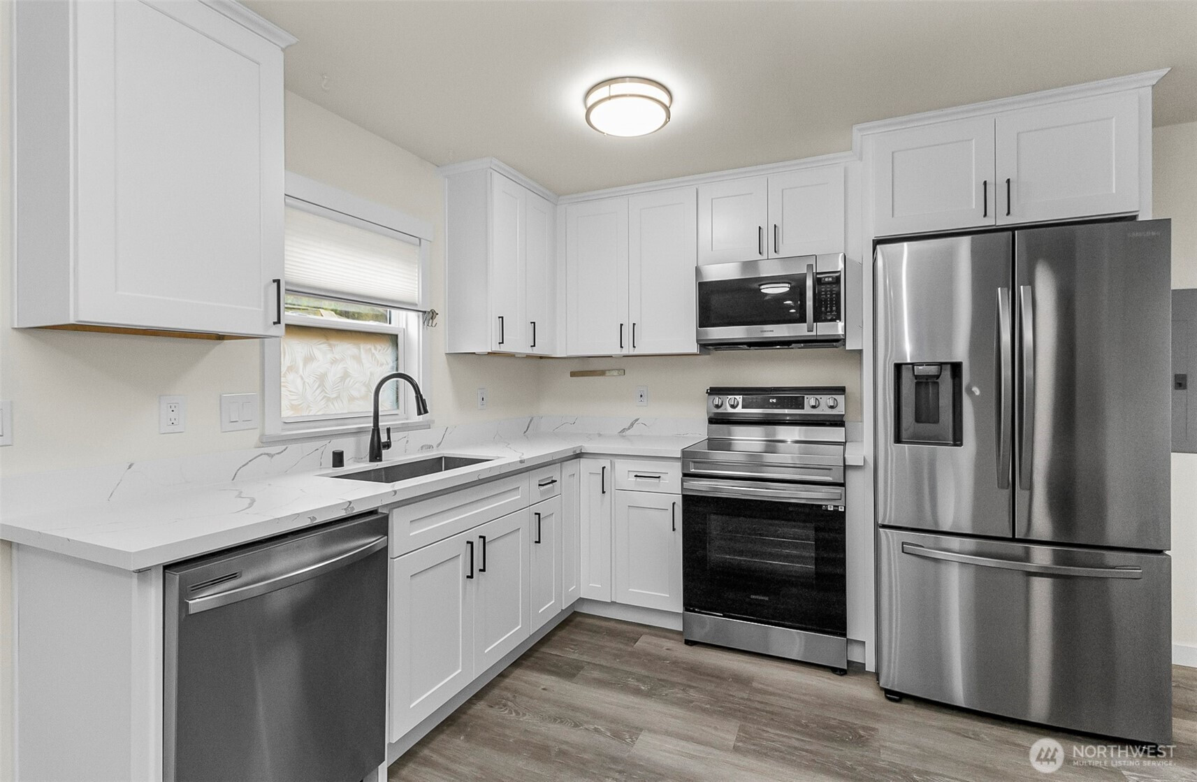 4512 S 3rd Avenue, Everett, WA 98203