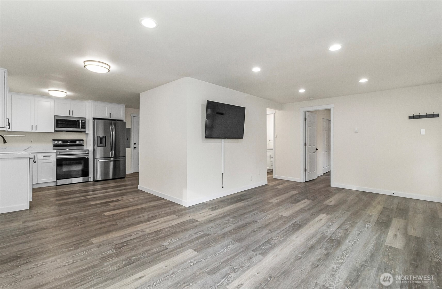 4512 S 3rd Avenue, Everett, WA 98203