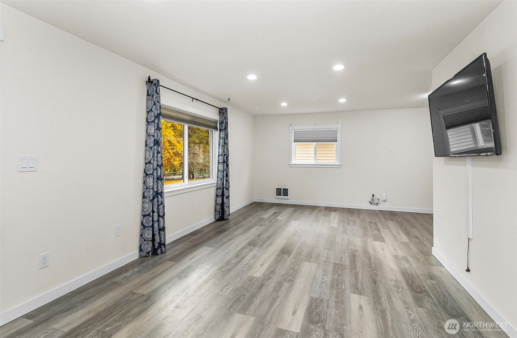 4512 S 3rd Avenue, Everett, WA 98203