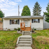 4512 S 3rd Avenue, Everett, WA 98203