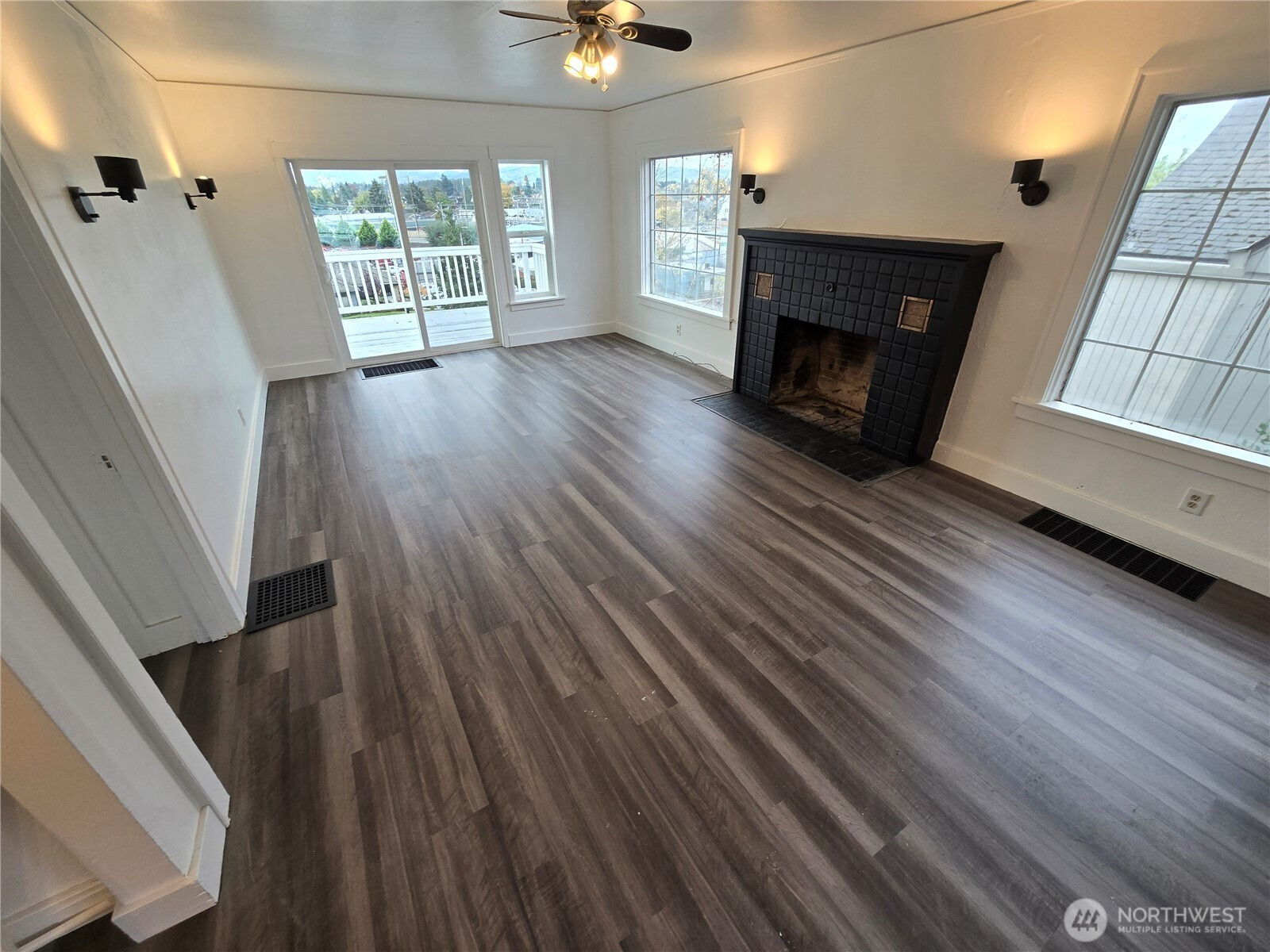 604 academy Street, Kelso, WA 98626