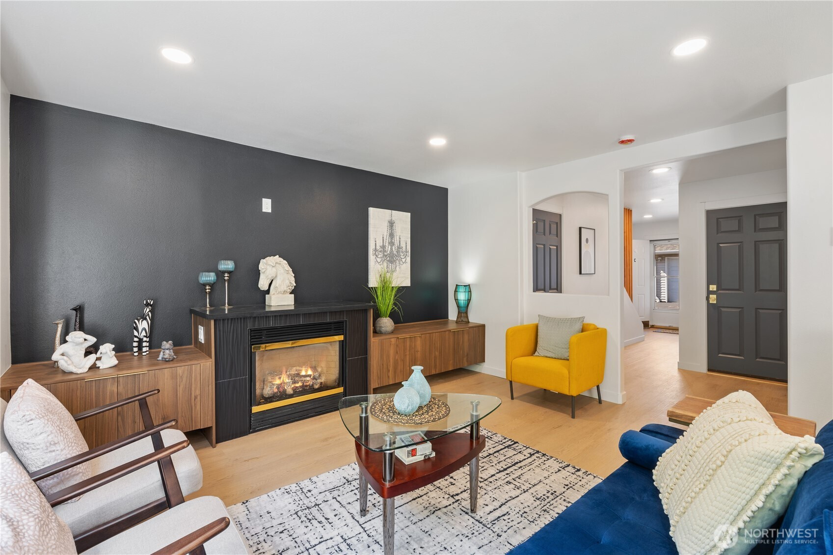 19718 76th Avenue W, Lynnwood, WA 98036