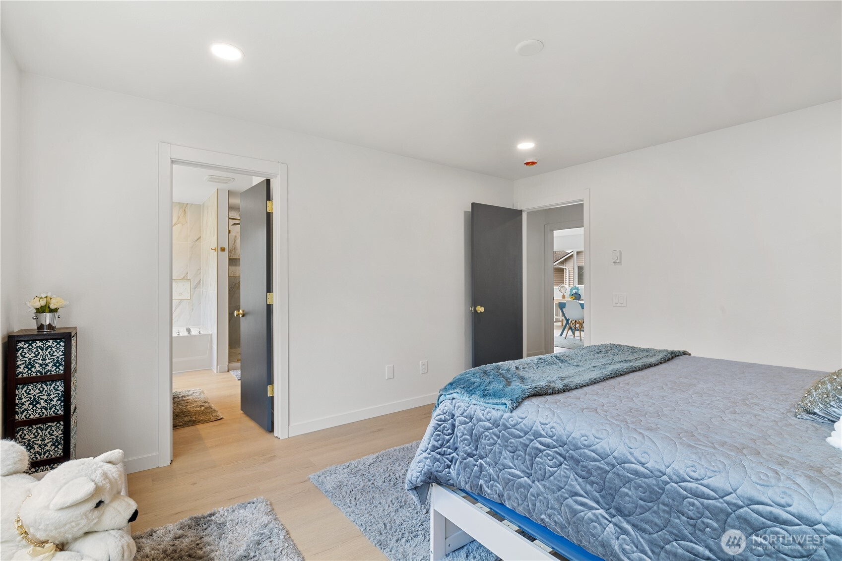 19718 76th Avenue W, Lynnwood, WA 98036