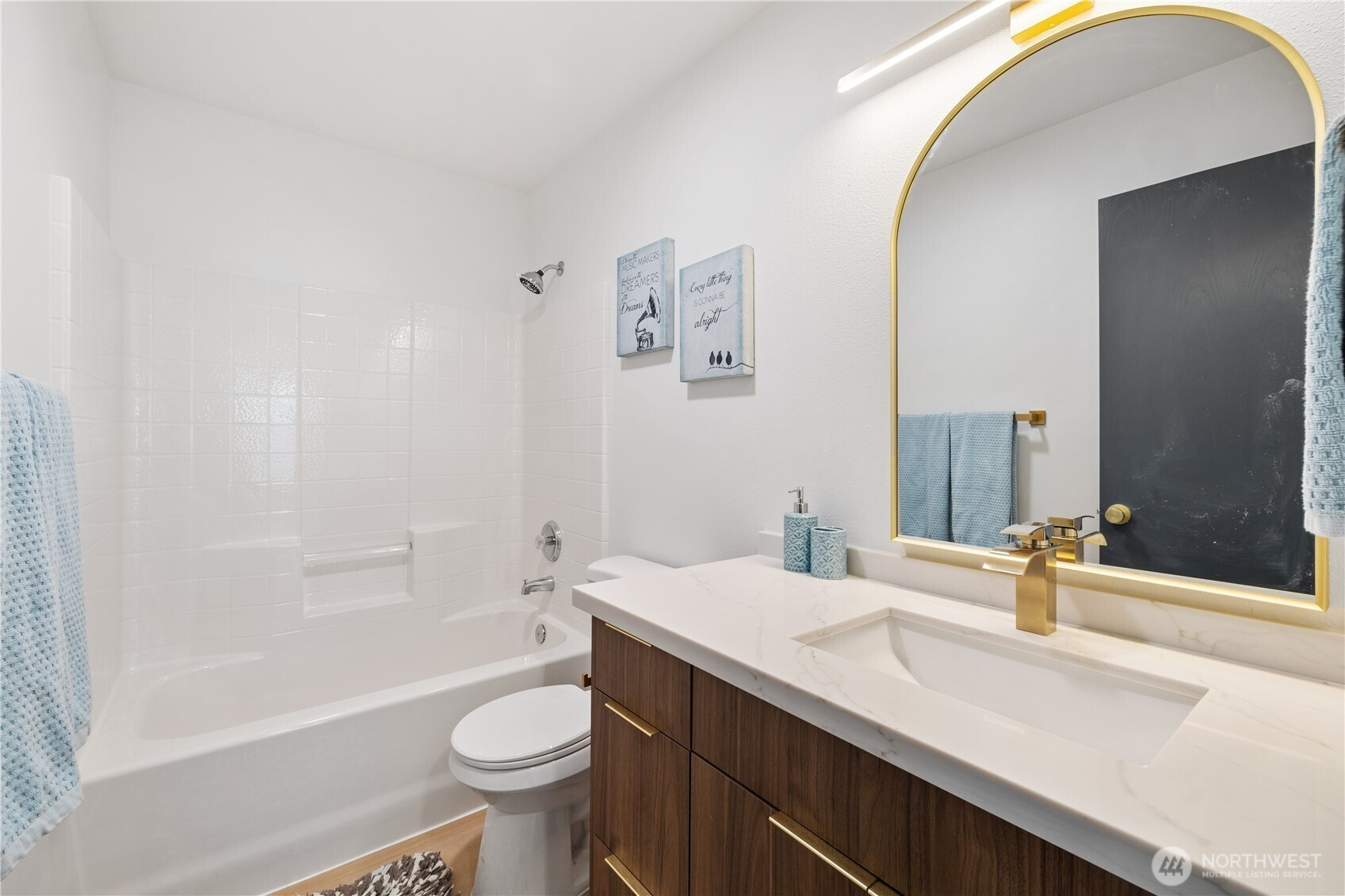 19718 76th Avenue W, Lynnwood, WA 98036