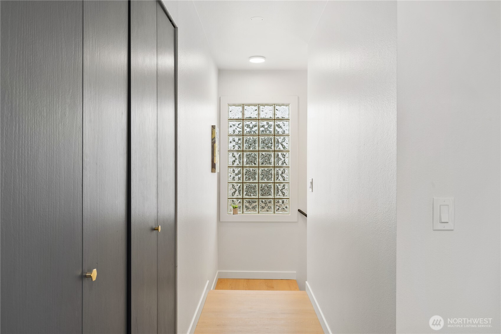 19718 76th Avenue W, Lynnwood, WA 98036