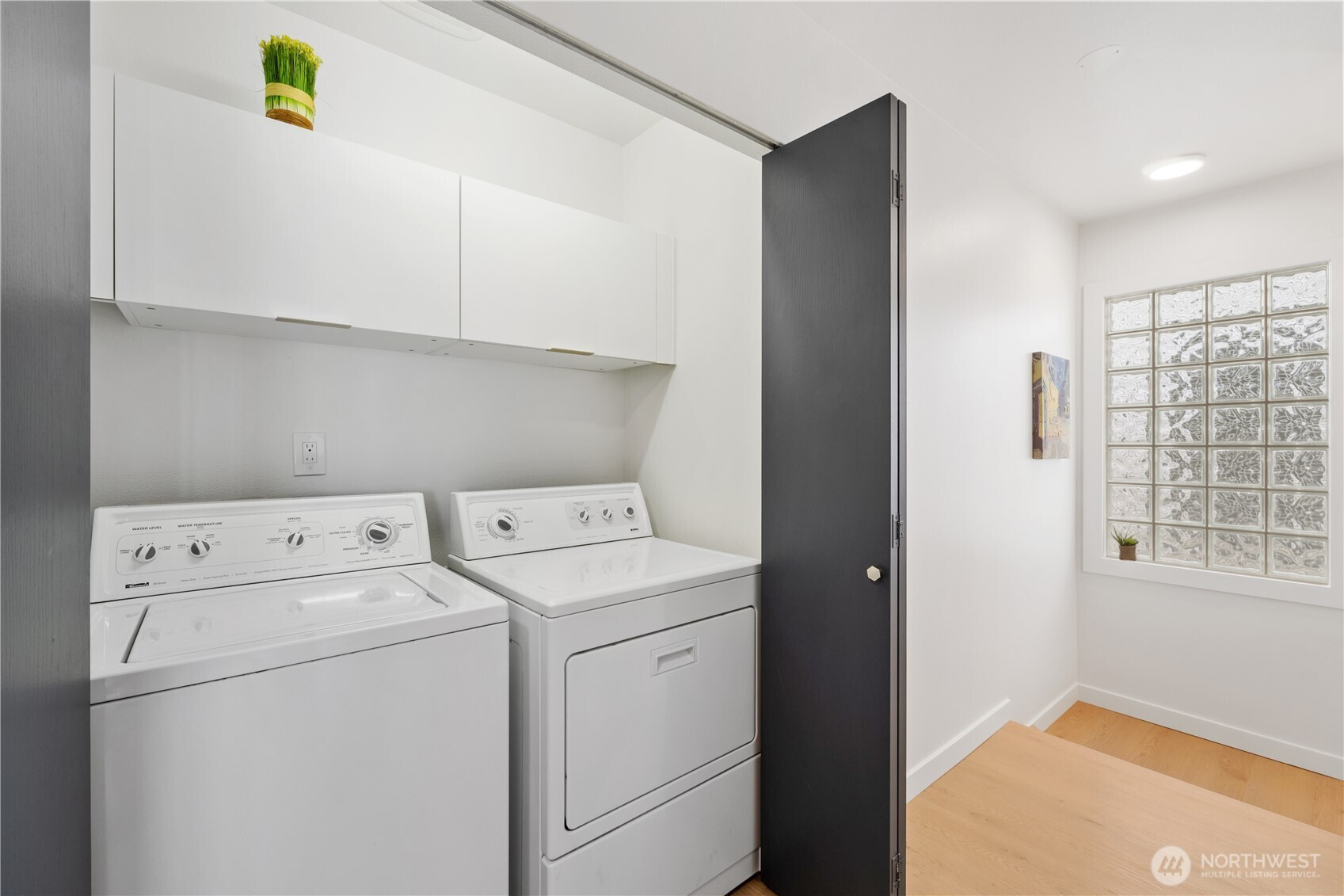 19718 76th Avenue W, Lynnwood, WA 98036