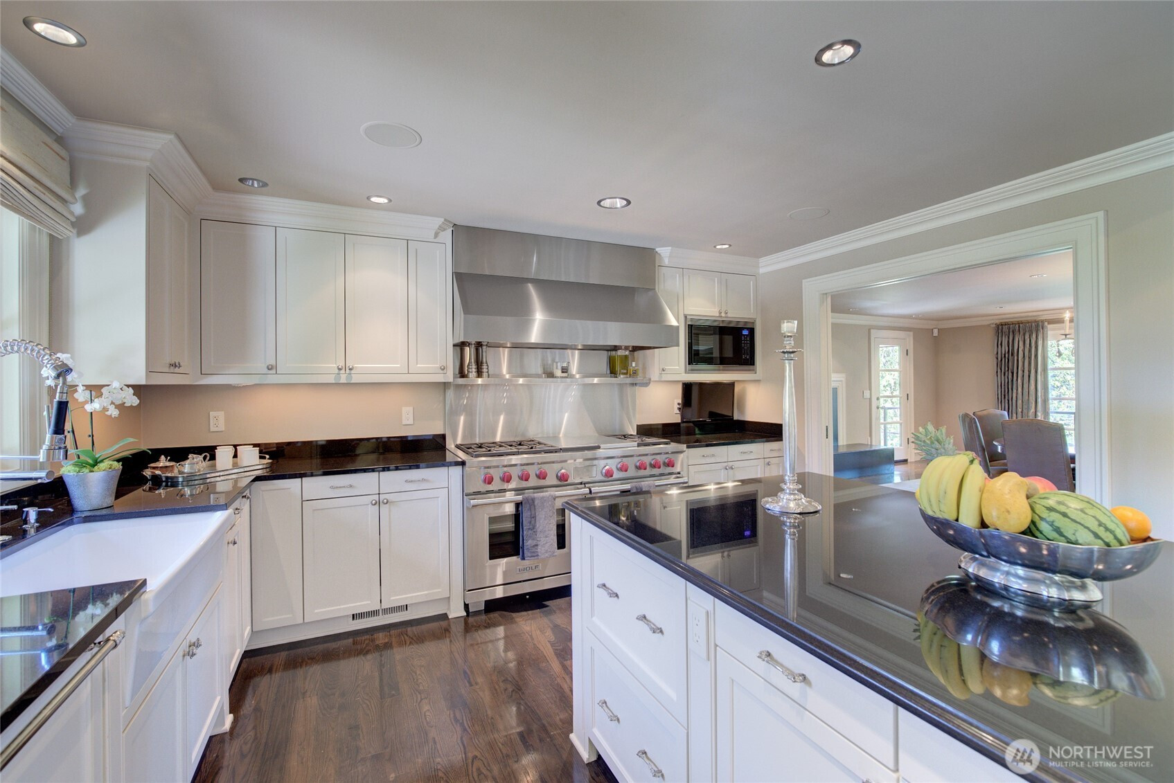 914 88th Avenue NE, Medina, WA 98039