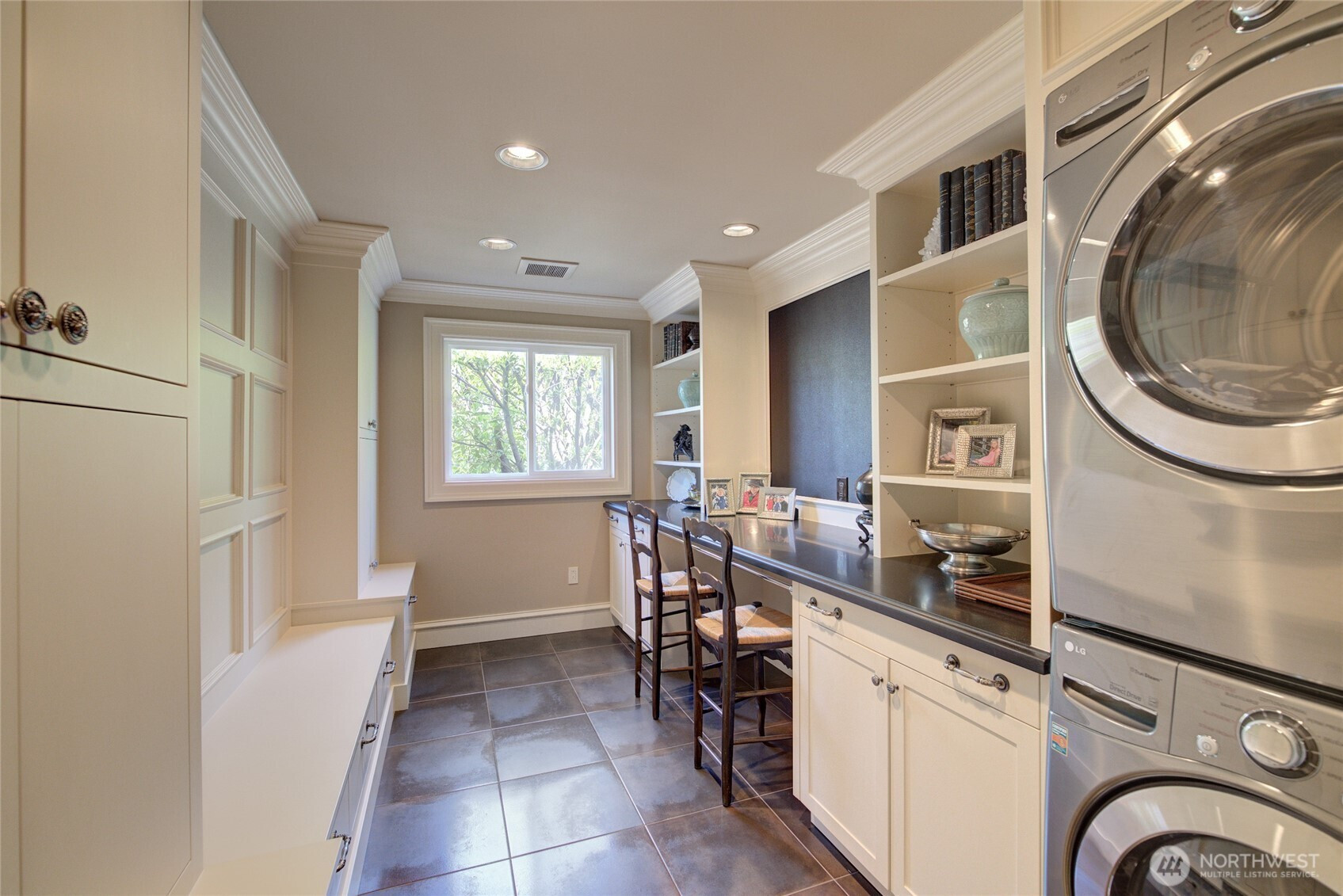 914 88th Avenue NE, Medina, WA 98039