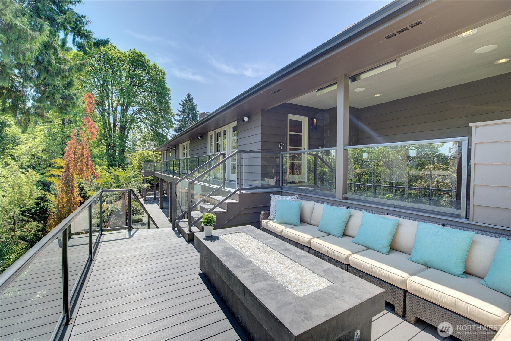 914 88th Avenue NE, Medina, WA 98039