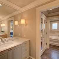 914 88th Avenue NE, Medina, WA 98039