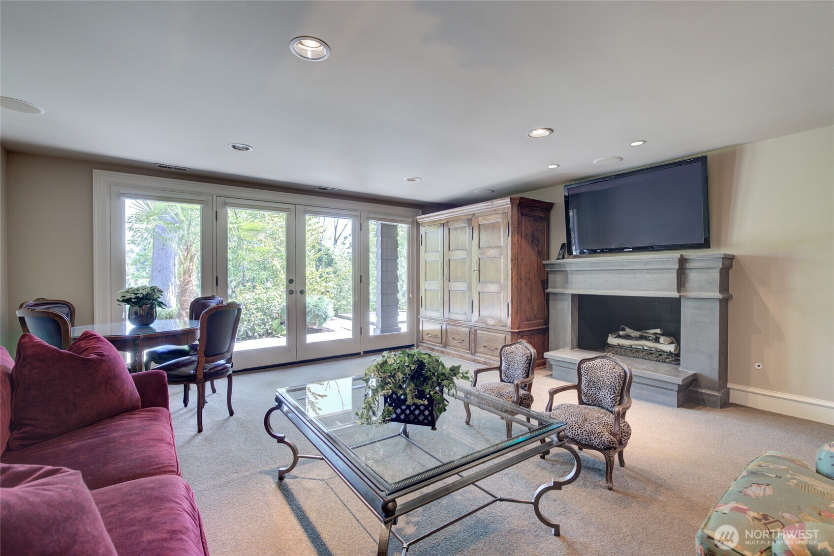 914 88th Avenue NE, Medina, WA 98039