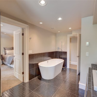 914 88th Avenue NE, Medina, WA 98039