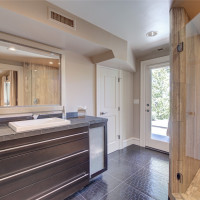 914 88th Avenue NE, Medina, WA 98039