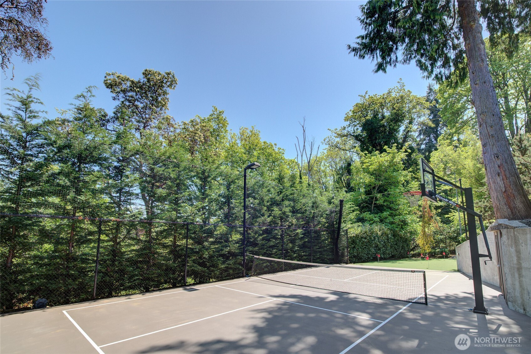 914 88th Avenue NE, Medina, WA 98039