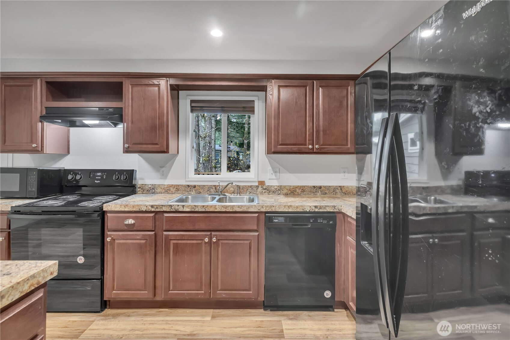 34318 42nd Avenue E, Eatonville, WA 98328