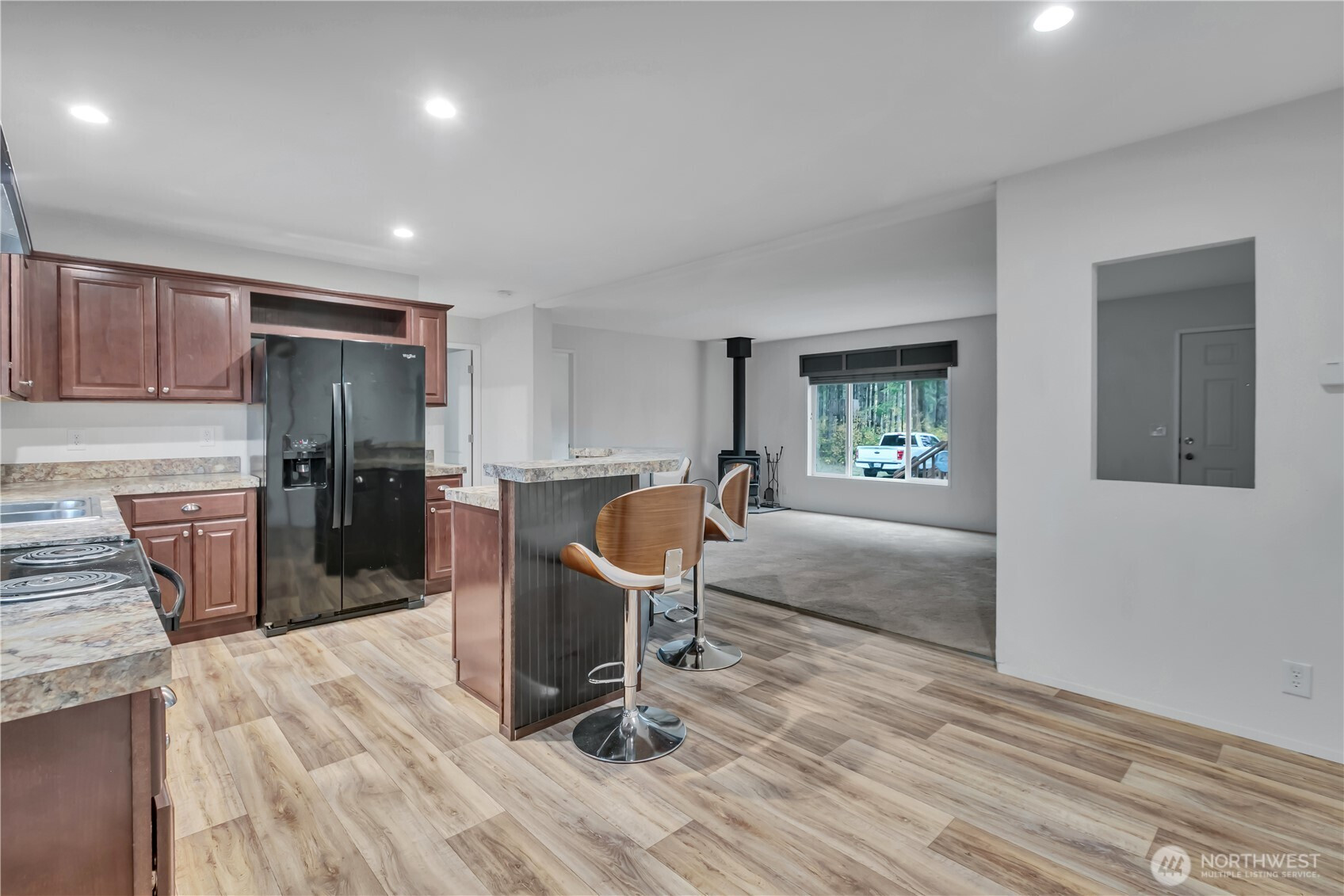 34318 42nd Avenue E, Eatonville, WA 98328