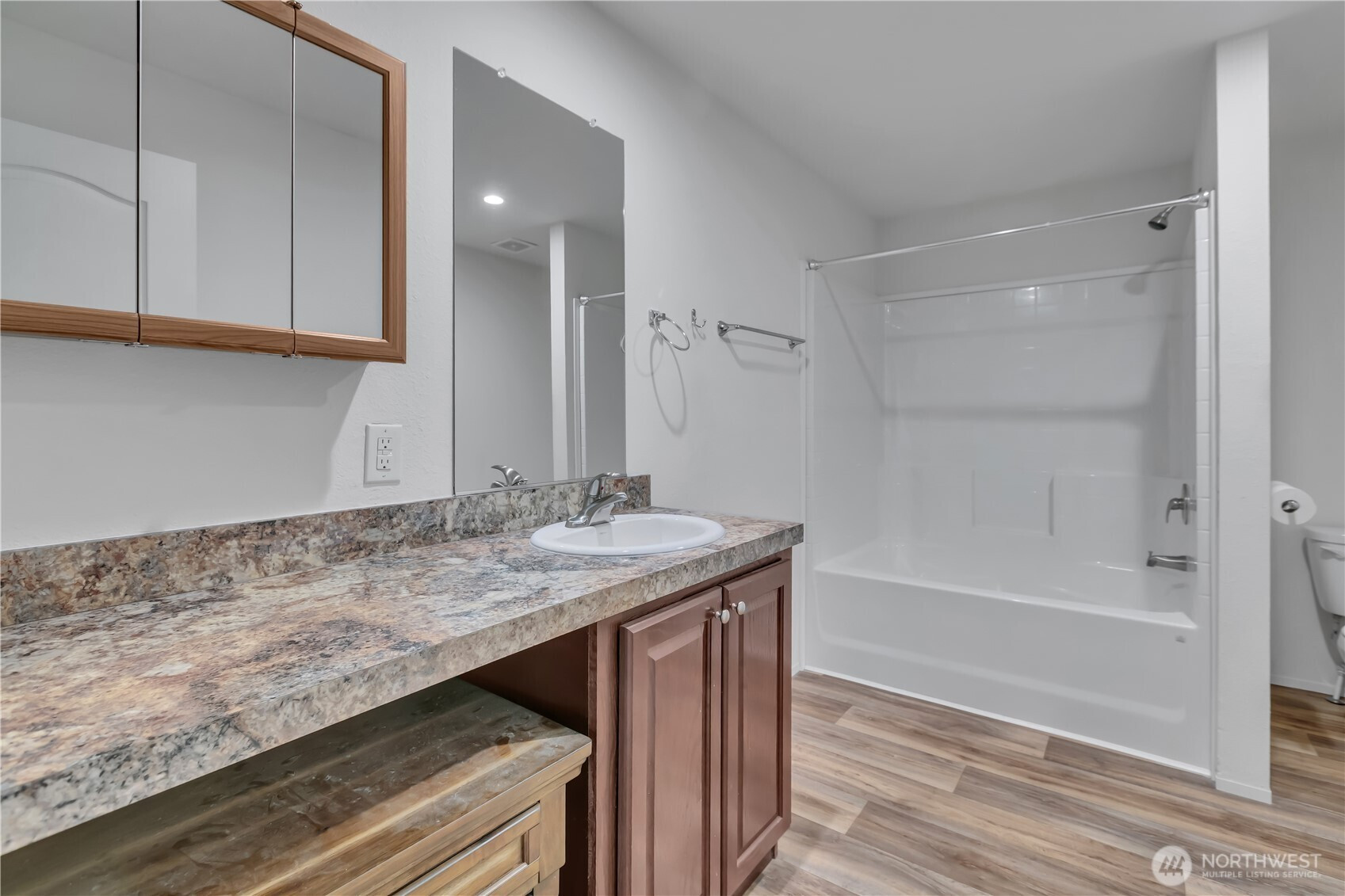 34318 42nd Avenue E, Eatonville, WA 98328