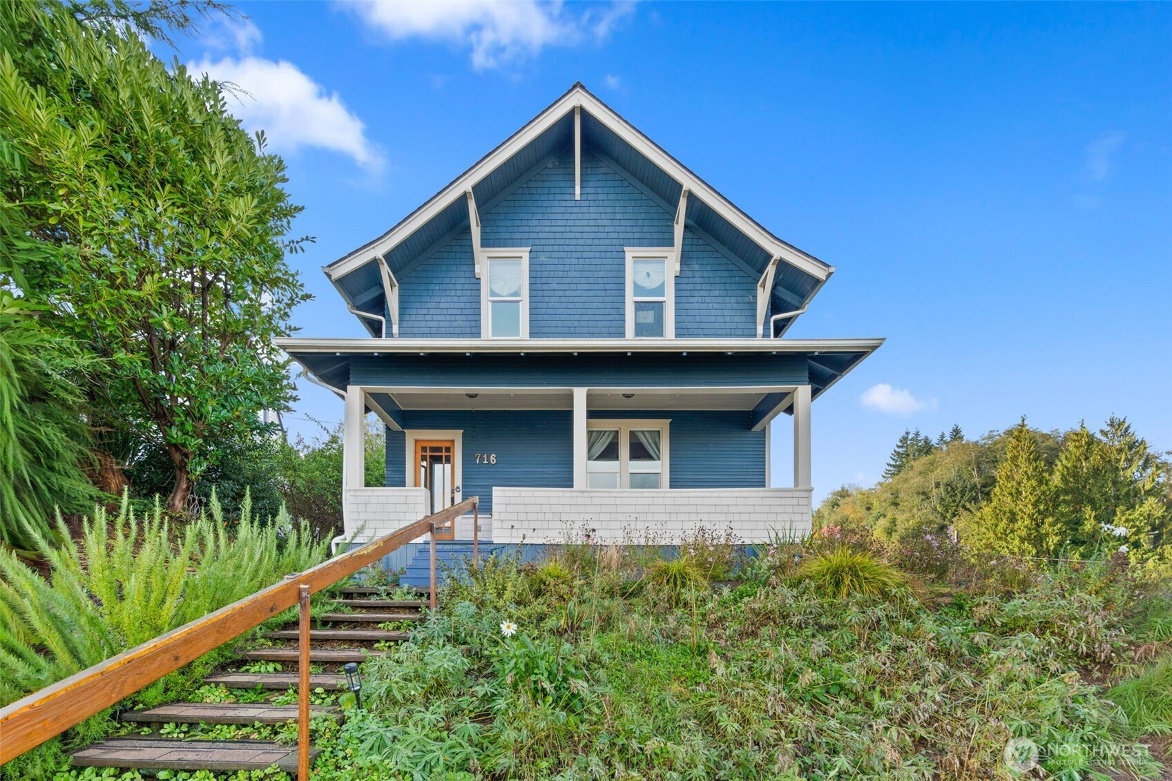 716 First Street W, South Bend, WA 98586