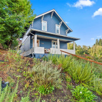 716 First Street W, South Bend, WA 98586