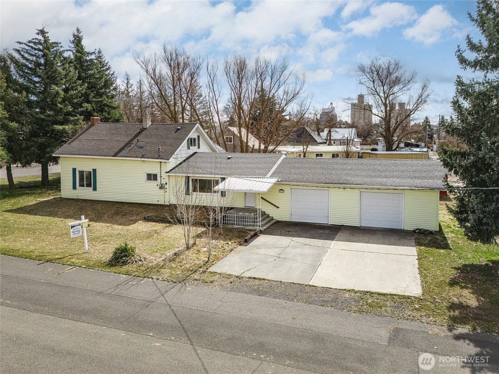 211 W Linden Street, Harrington, WA 99134