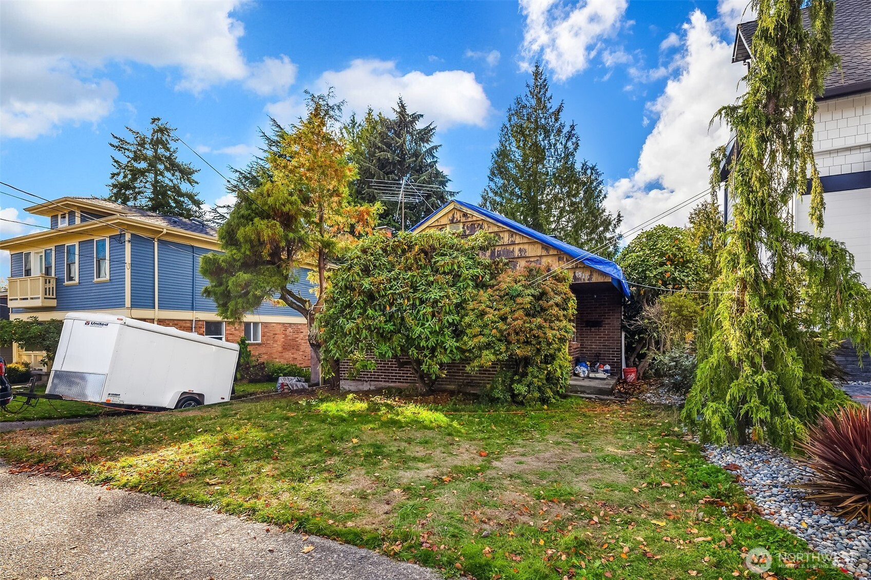 6517 39th Avenue NE, Seattle, WA 98115
