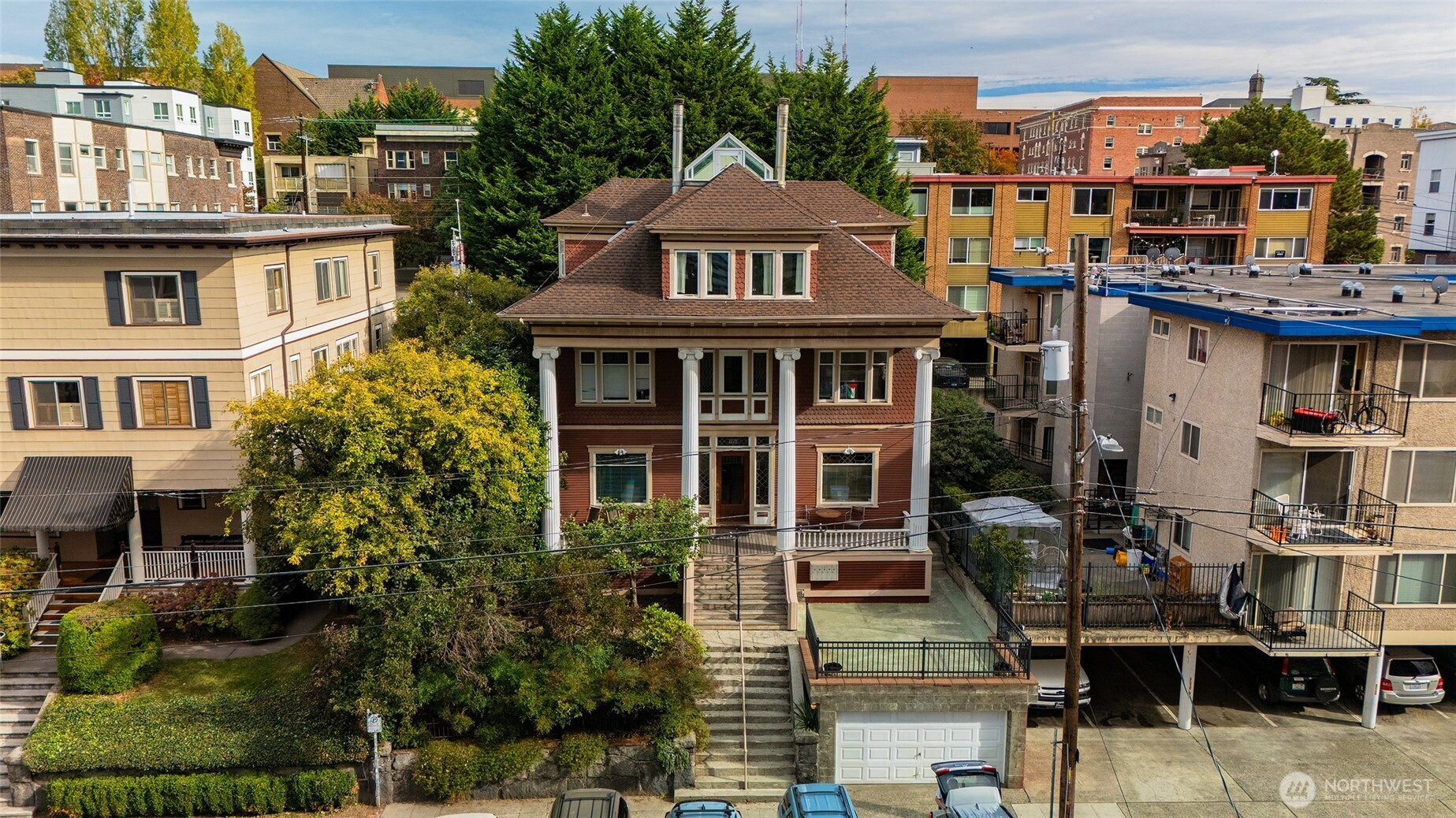 1712 Belmont Avenue, Seattle, WA 98122