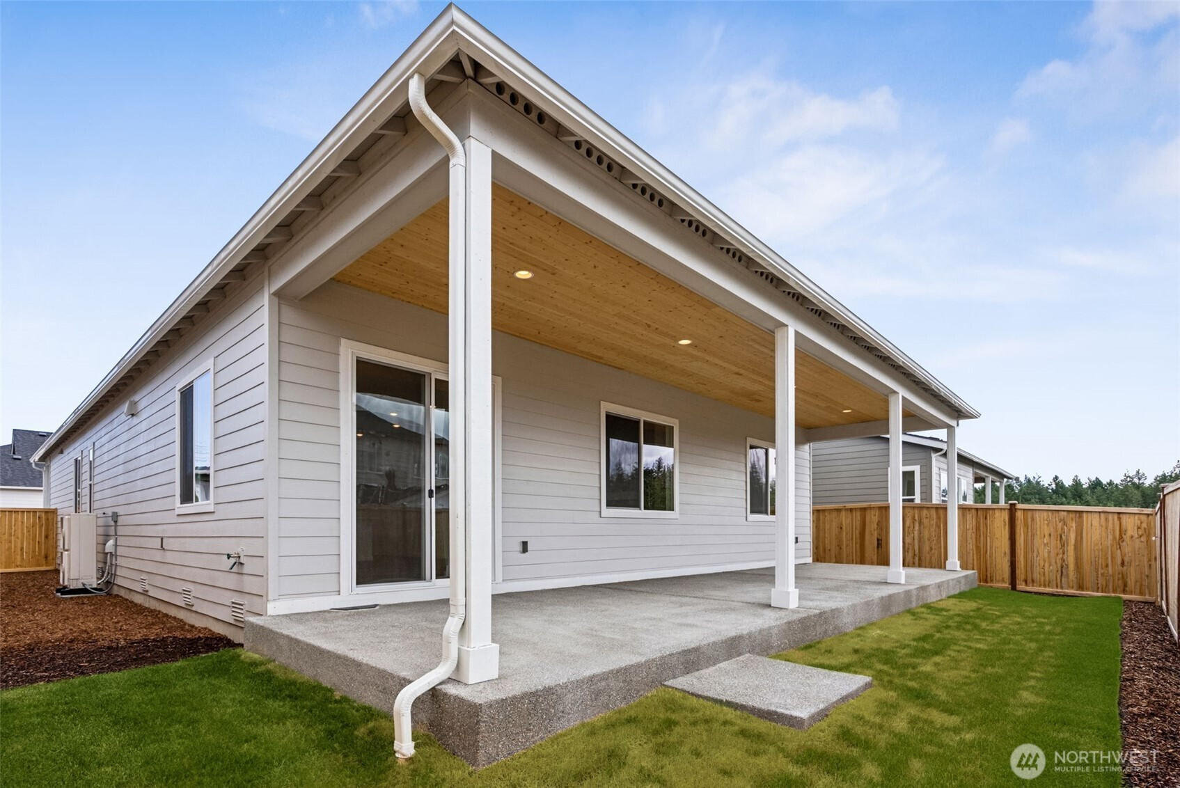 5941 Thornhill Avenue SW, Port Orchard, WA 98367