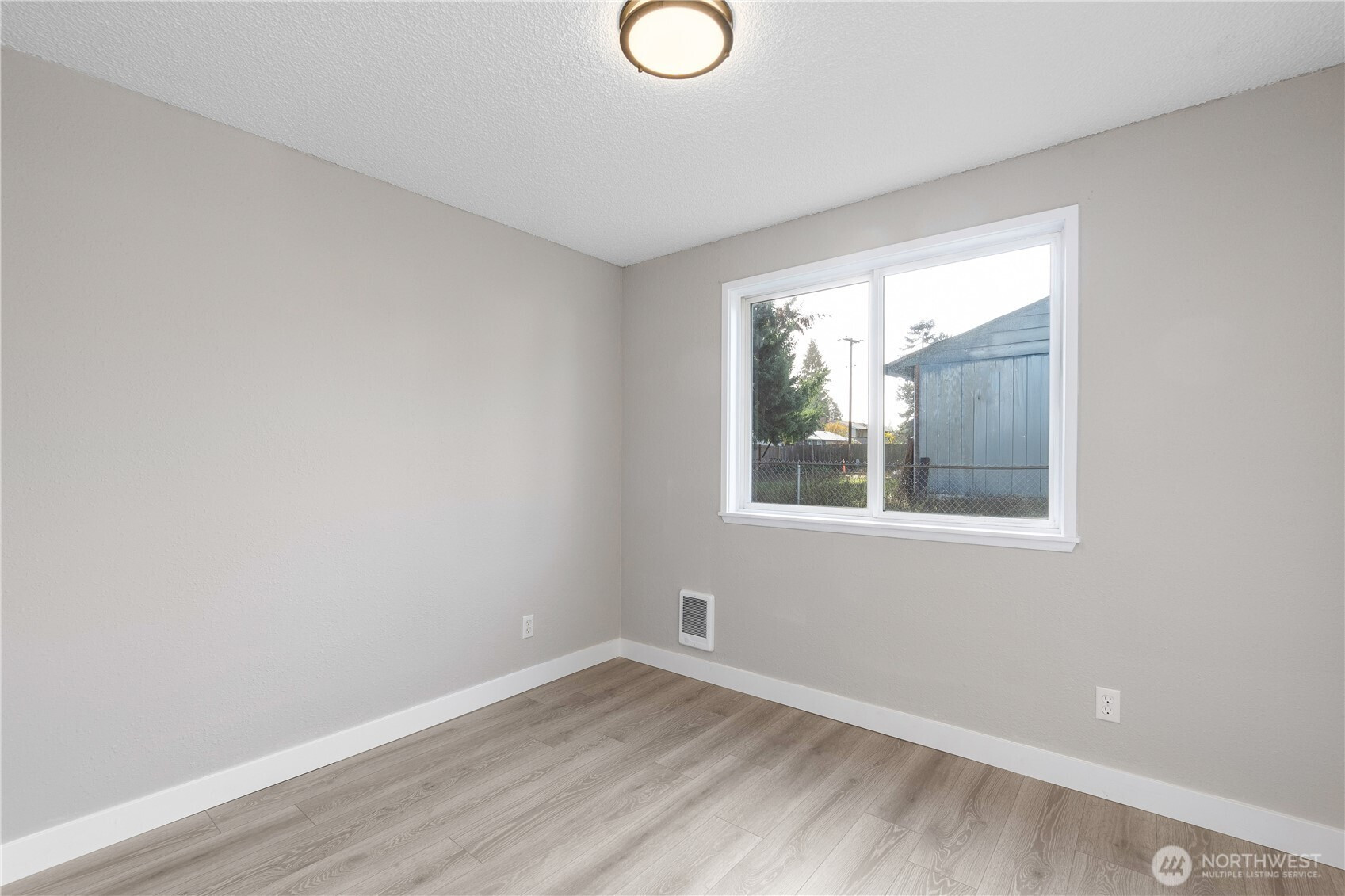 17117 5th Avenue Ct E, Spanaway, WA 98387