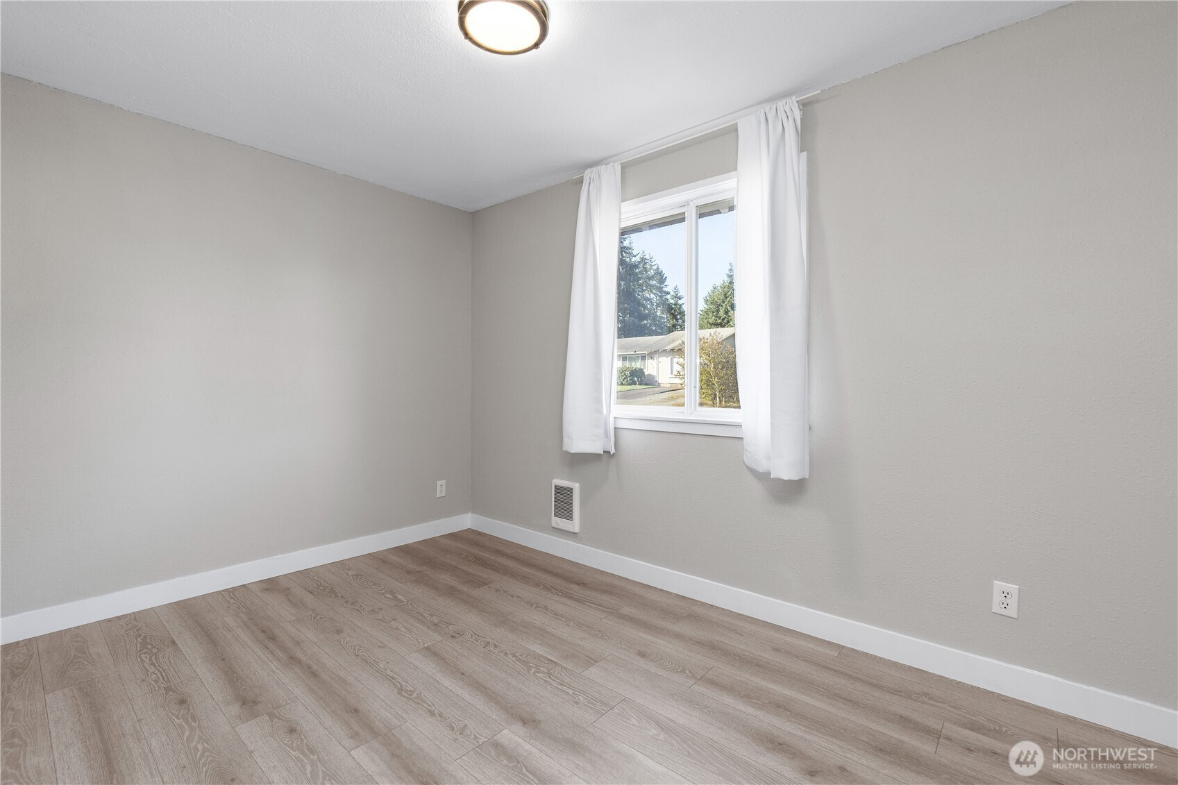 17117 5th Avenue Ct E, Spanaway, WA 98387