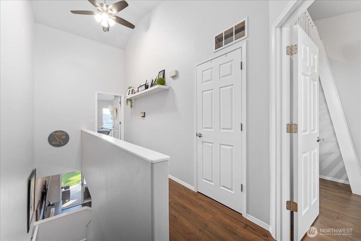 11415 S Lakeshore Road, Chelan, WA 98816