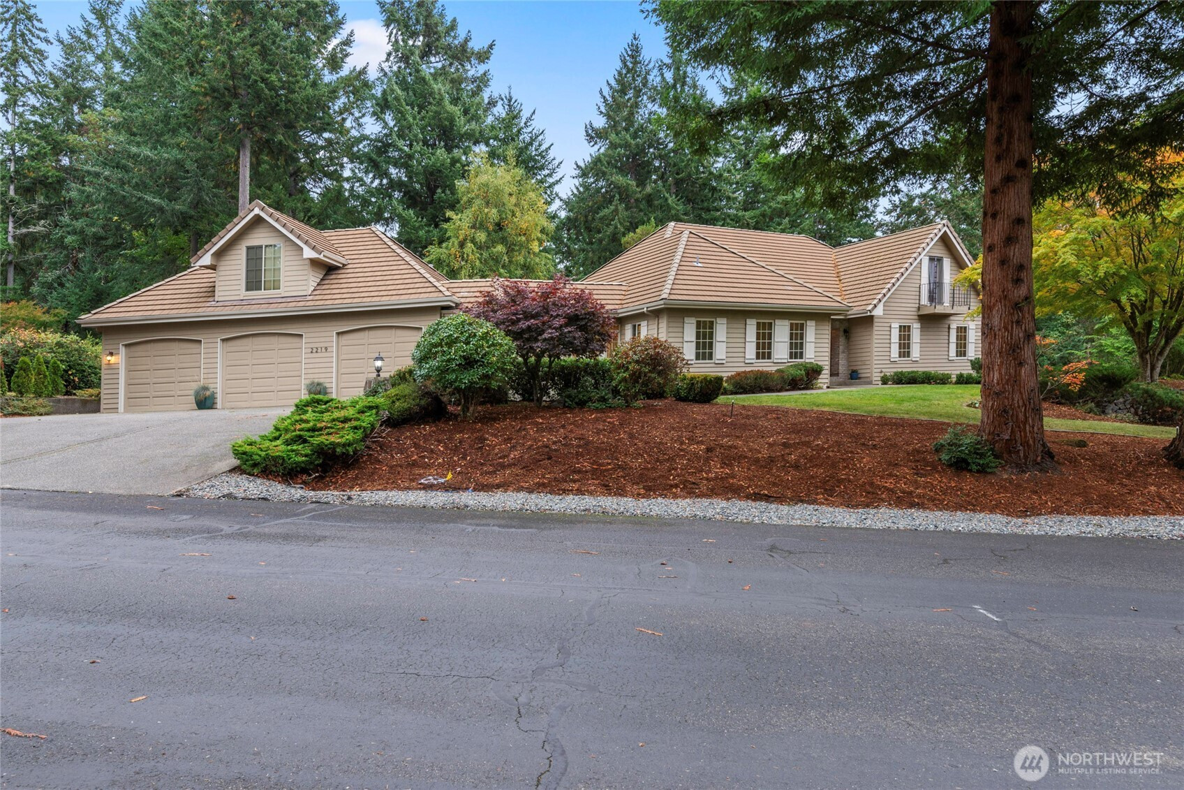 2219 61st Avenue NW, Gig Harbor, WA 98335