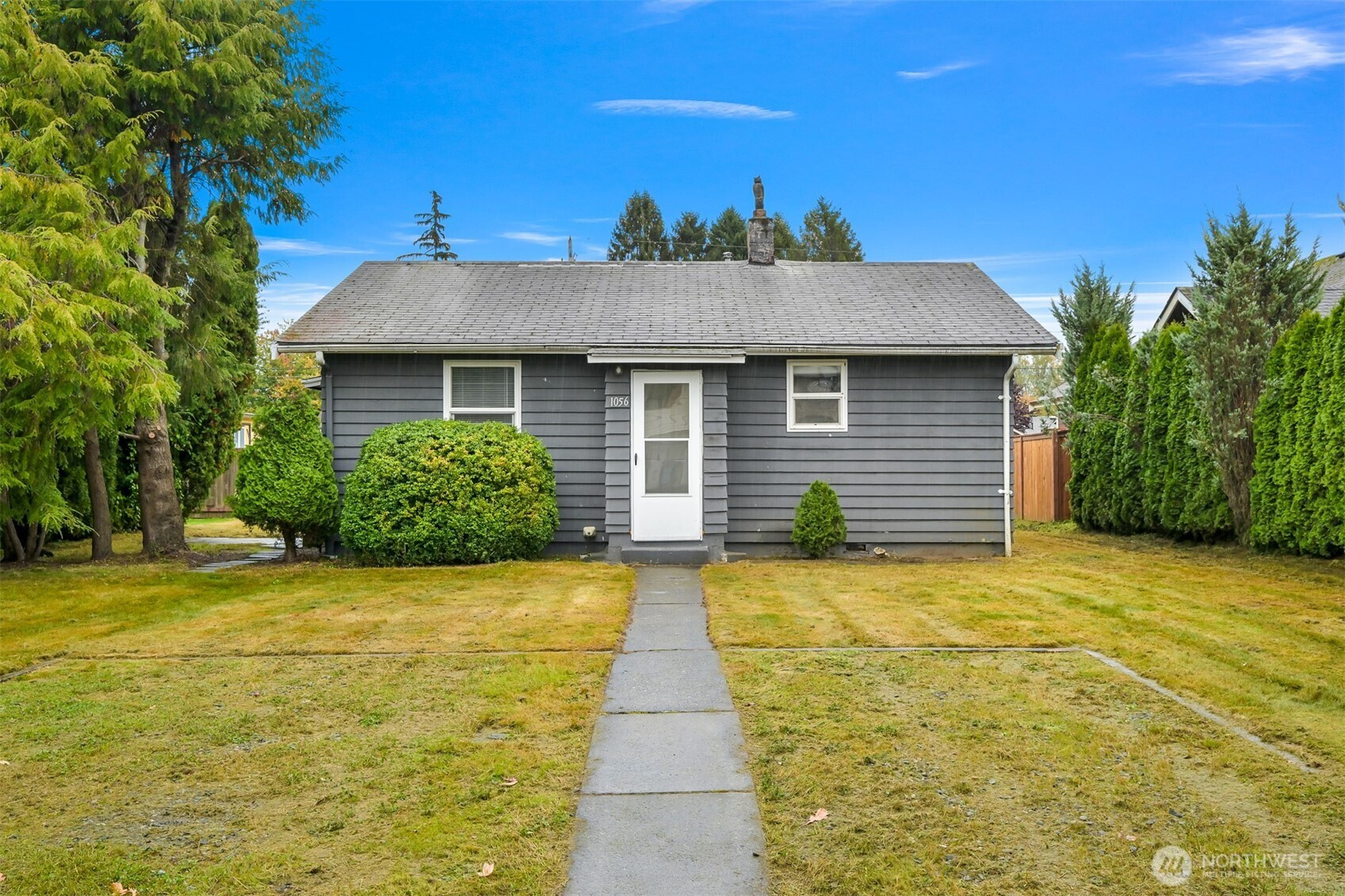 1056 Harrison Avenue, Blaine, WA 98230