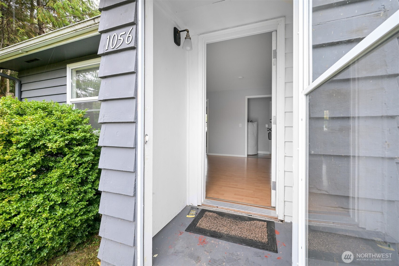 1056 Harrison Avenue, Blaine, WA 98230